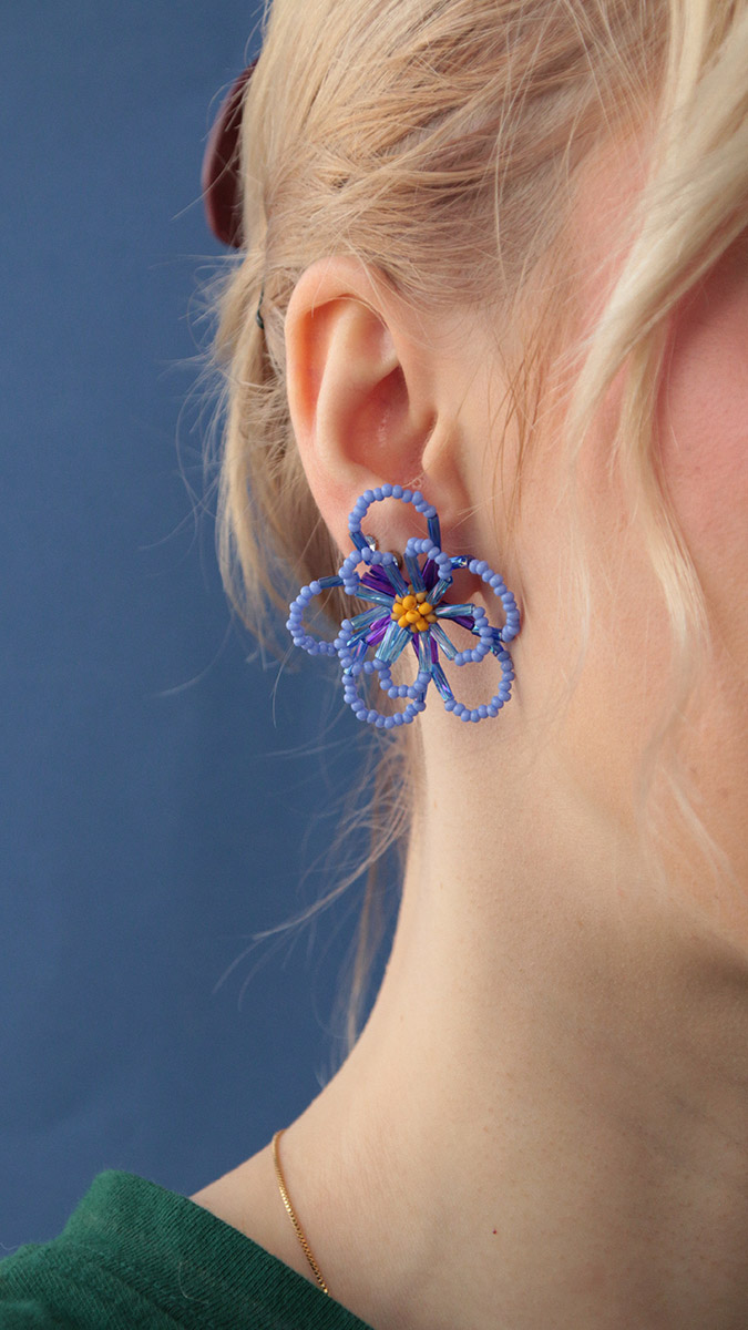 Schema Orecchini a fiore con perline e Bugles