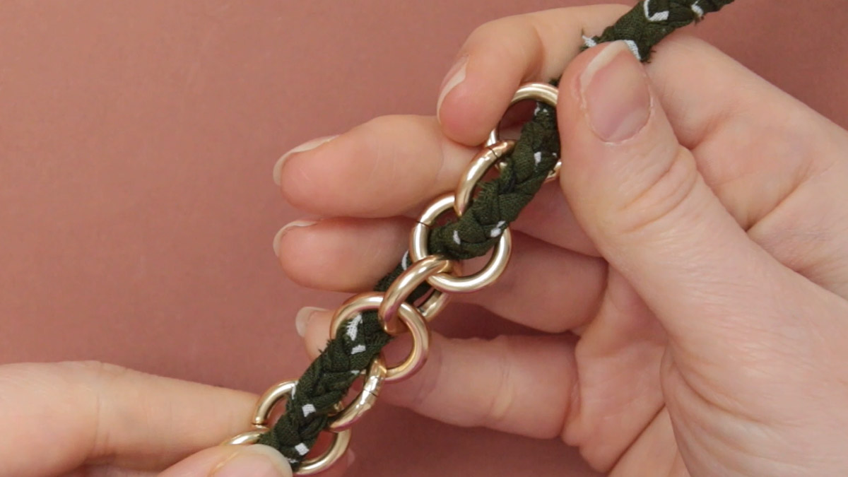 Collana da donna Bandana con pendente a forma di sole : Tappa 1