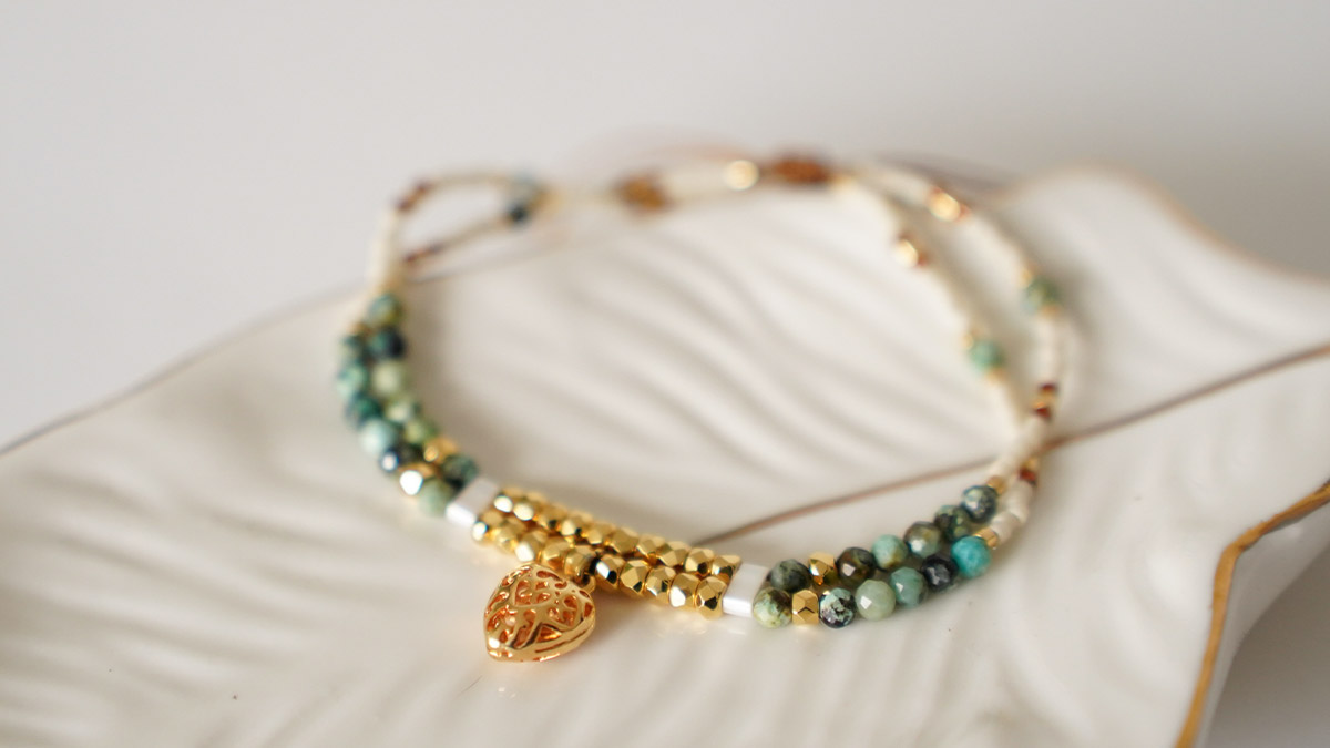 Schema Bracciale di perle a due file con cappio