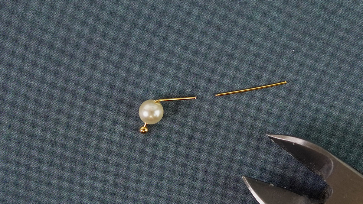 Bracciale a nastro elastico Dorato con medaglia in conchiglia : Tappa 3 Bracciale a nastro elastico Dorato con medaglia in conchiglia : Tappa 3