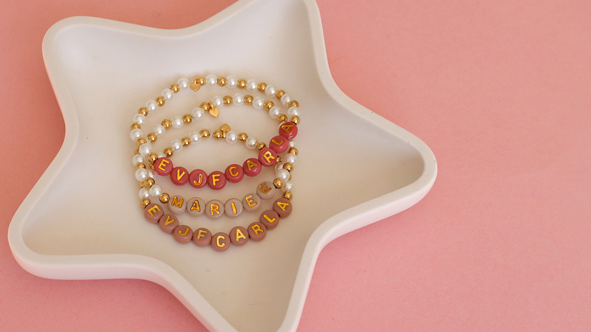 Bracciali da sposa con perle perlate e perle di lettere