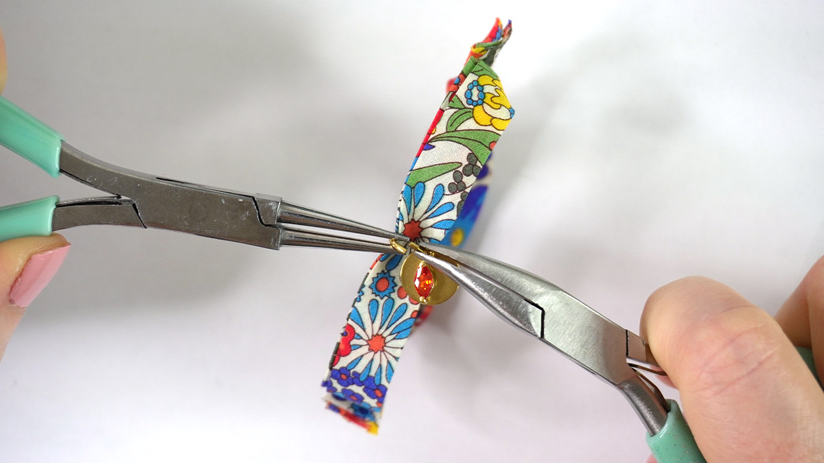 Bracciale liberty senza chiusura con nodi scorrevoli : Tappa 4