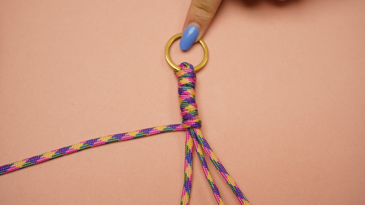 Borsa estiva gioiello con paracord : Tappa 3 Borsa estiva gioiello con paracord : Tappa 3