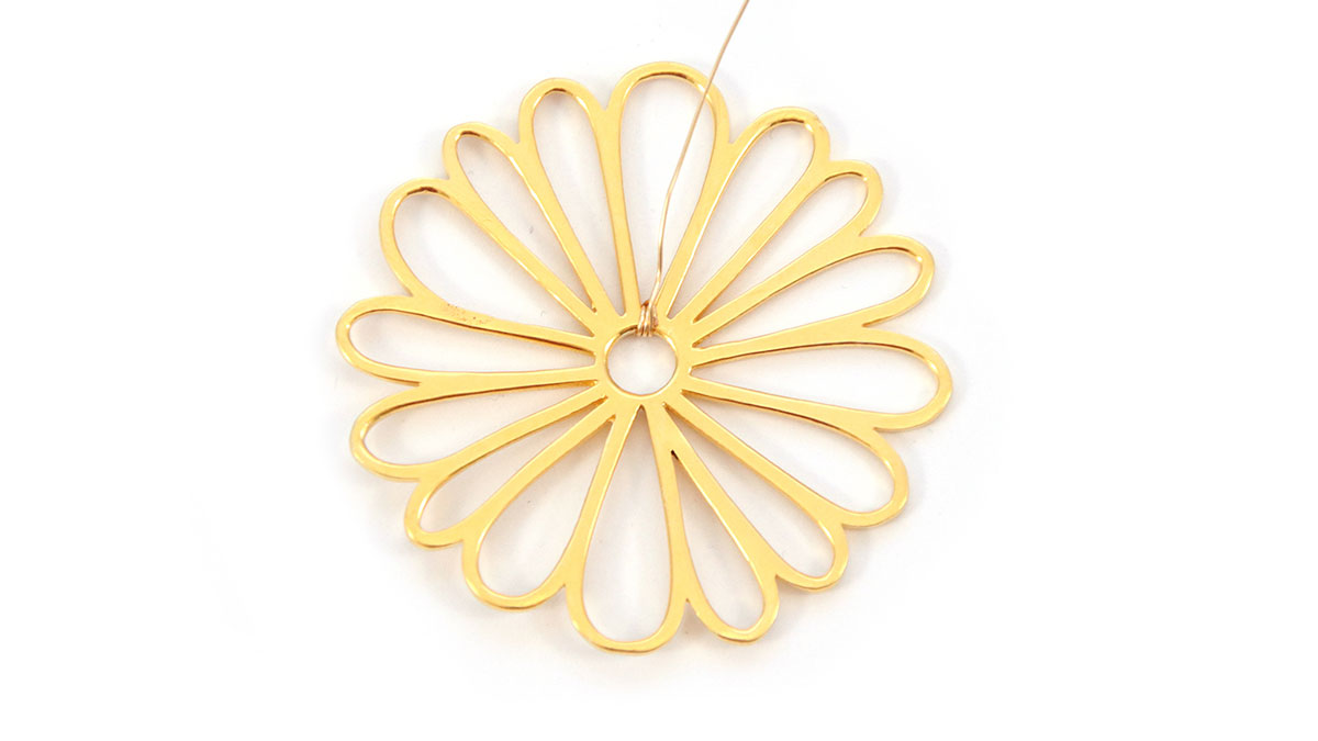 Orecchini a fiore con perle Rocailles : Tappa 1