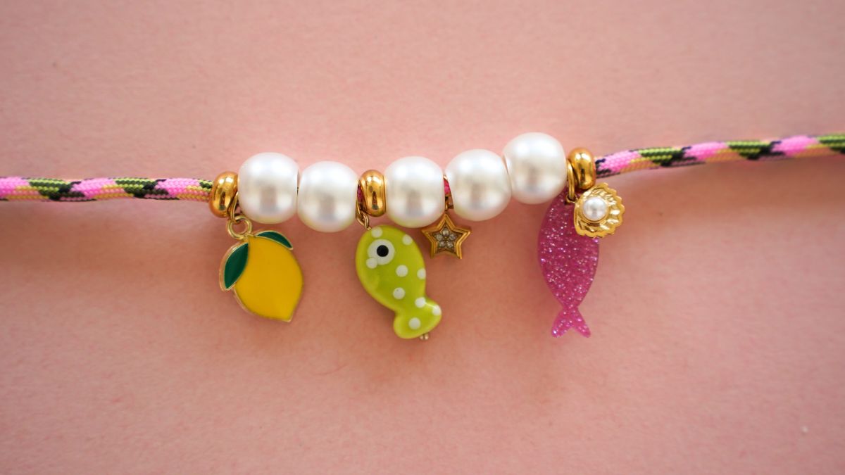 Bracciale in paracord con ciondoli in acciaio inossidabile : Tappa 4