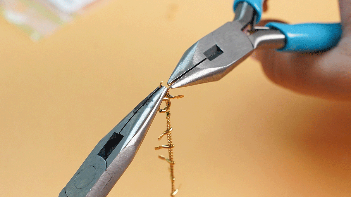 Set di bracciali verdi e dorati in pietre naturali : Tappa 8