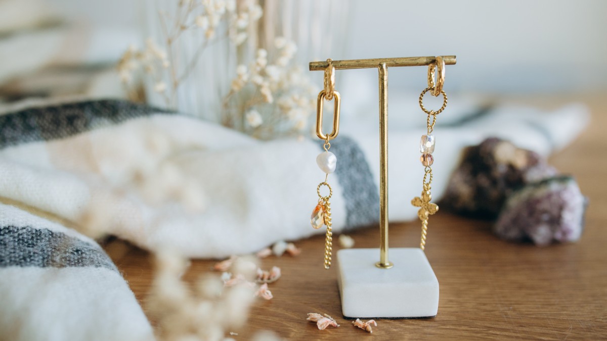 Schema Orecchini asimmetrici di Lucky