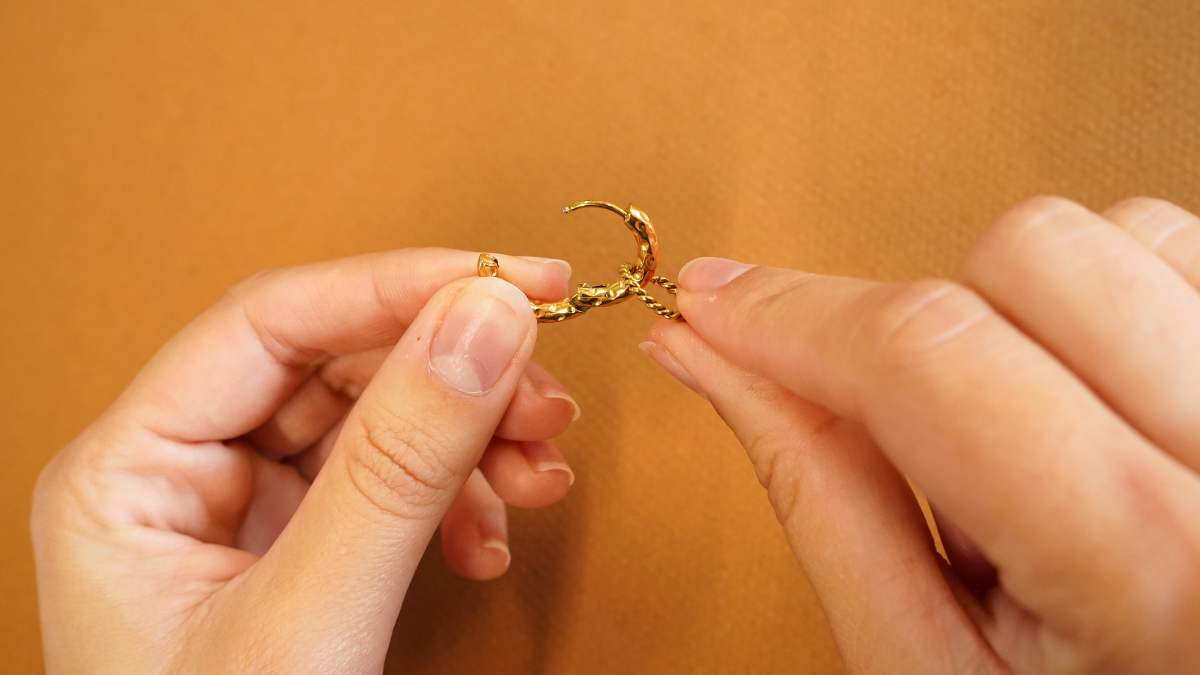 Orecchini asimmetrici di Lucky : Tappa 1