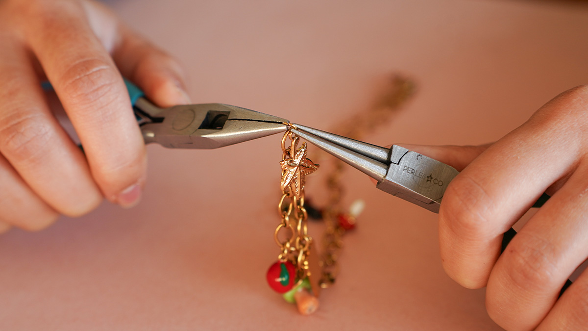 I miei gioielli fai da te - Kit di gioielli Collana con charms autunnali in acciaio inossidabile Dorato : Tappa 2
