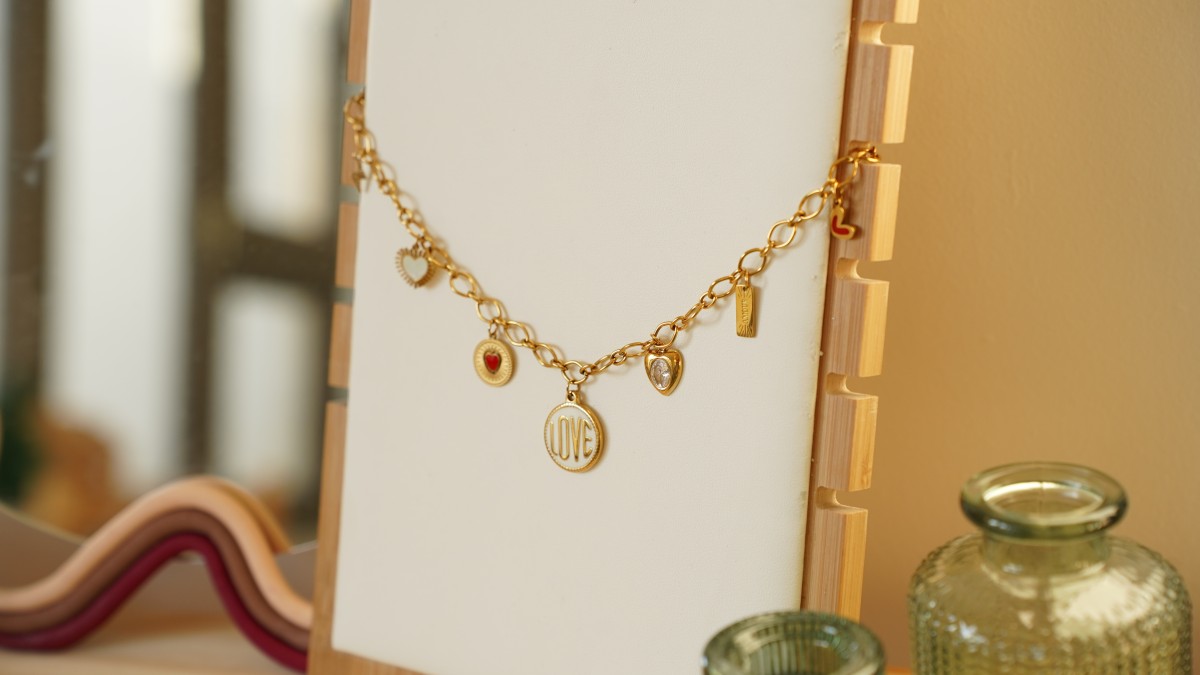 I miei gioielli fai-da-te - Kit di gioielli Collana con charms Cuori in acciaio inossidabile Dorato