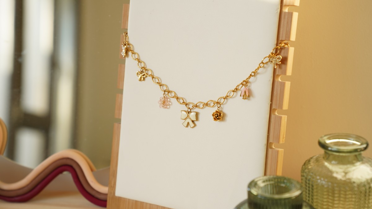 Schema I miei gioielli fai-da-te - Kit per collana di gioielli con charms in acciaio inossidabile Girly Dorato