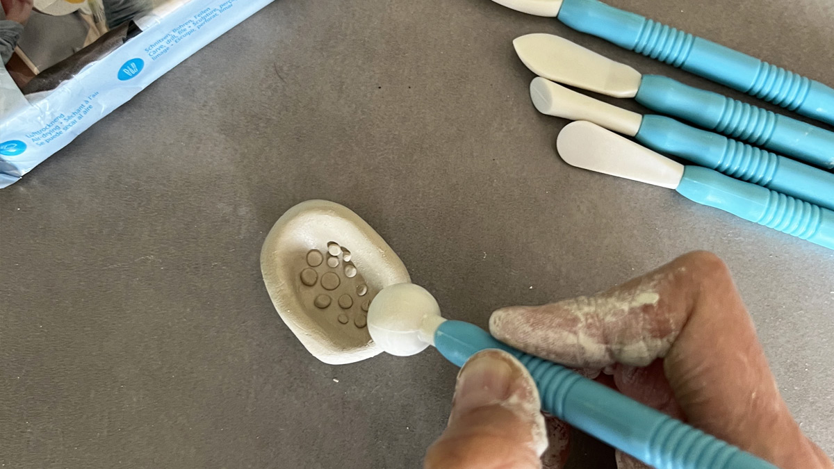 Pietra delle preoccupazioni fai da te - Pietra lenitiva in argilla autoindurente : Tappa 3