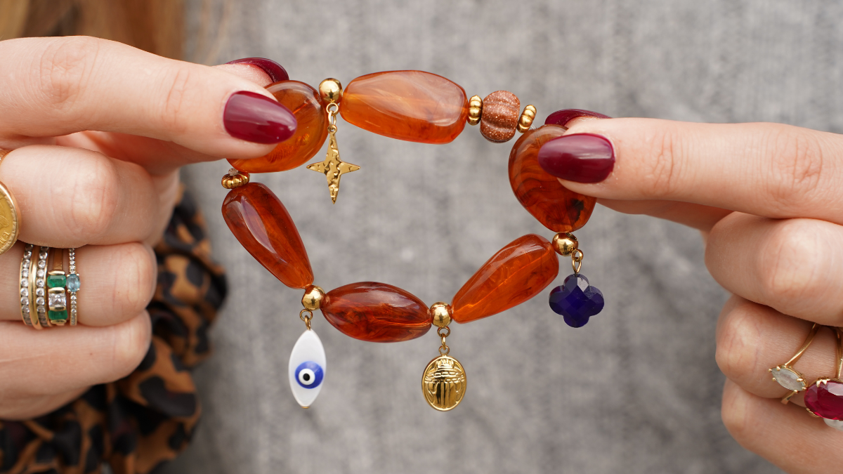 Schema Bracciale di Perla in resina con Ciondoli in acciaio inossidabile