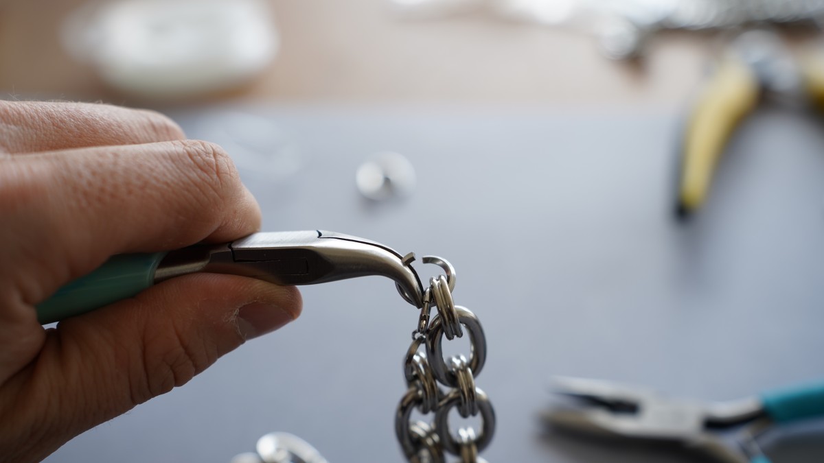 Bracciale e collana con pietre naturali : Tappa 9