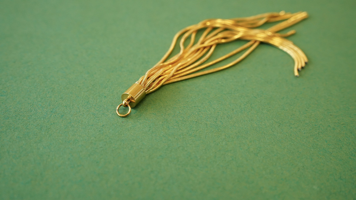 Orecchini con frangia a serpentina : Tappa 5