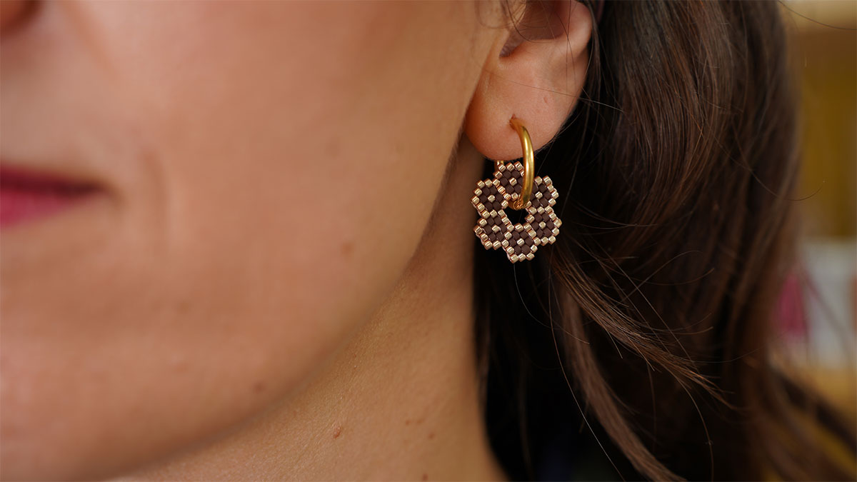 Schema Fiori intrecciati intercambiabili Schema Fiori intrecciati intercambiabili