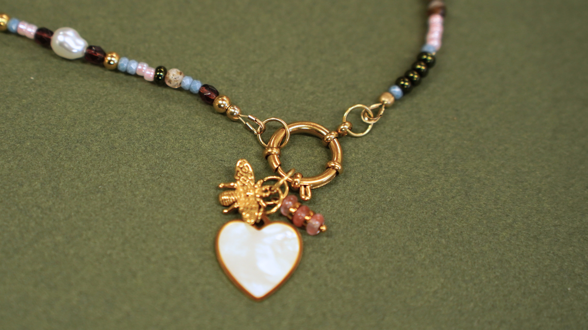 DIY Collana di perle in acciaio inossidabile, chiusura e pendente a forma di cuore : Tappa 6