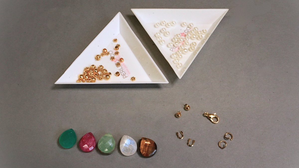 Collana con pendente in pietra semipreziosa e Perla : Tappa 1