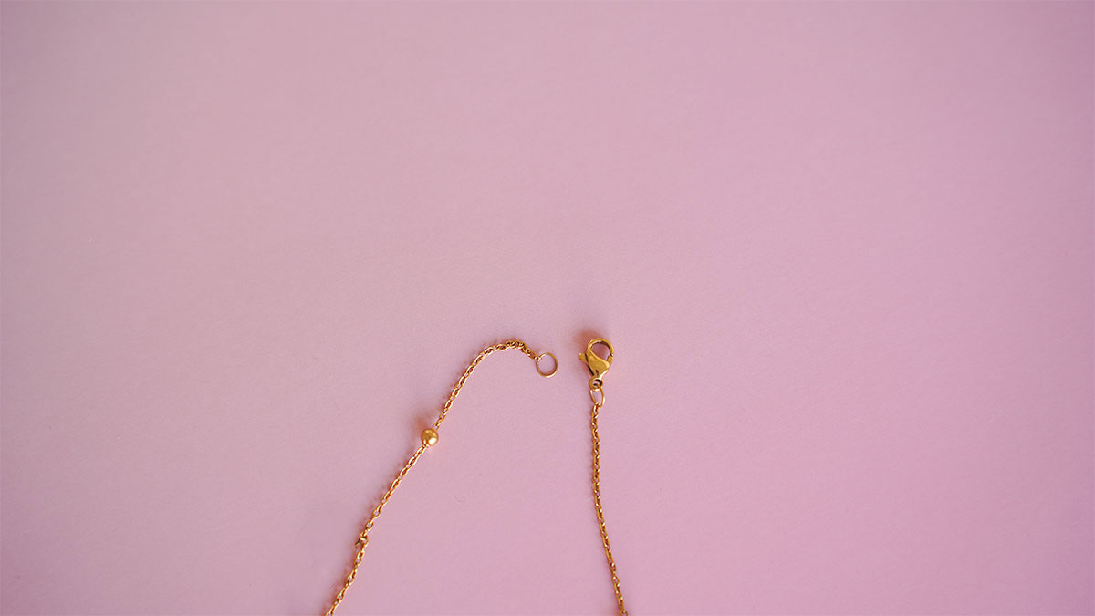 Assortimento di bracciali in pietra naturale : Tappa 7