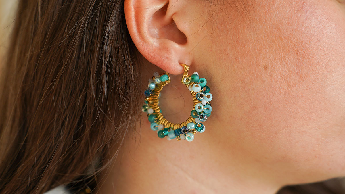 Schema Creoli in perline e pietre naturali