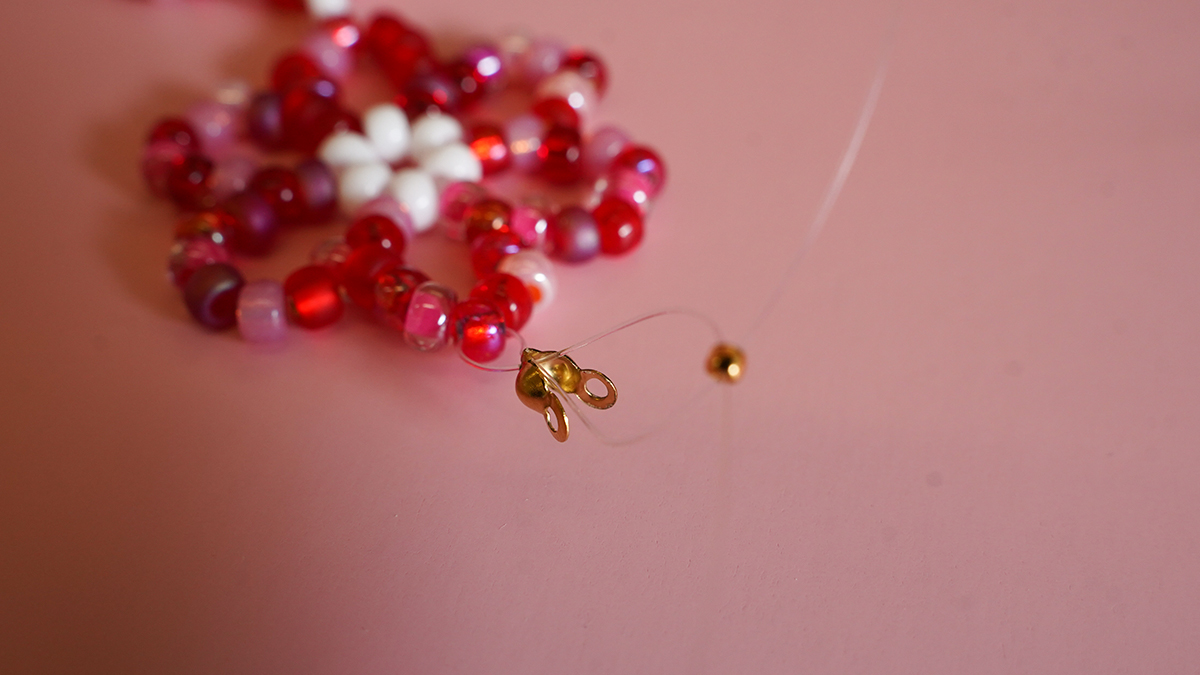 Collana di fiori di perline Miyuki 6/0 : Tappa 10