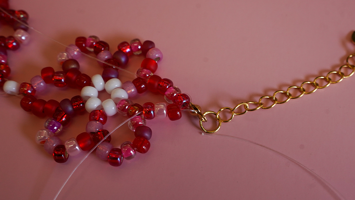 Collana di fiori di perline Miyuki 6/0 : Tappa 12