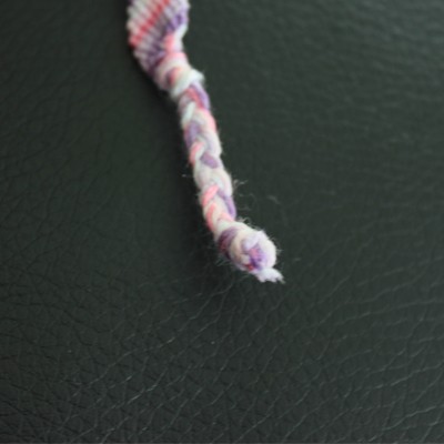 Trio di braccialetti brasiliani classici, : Tappa 10 Trio di braccialetti brasiliani classici, : Tappa 10