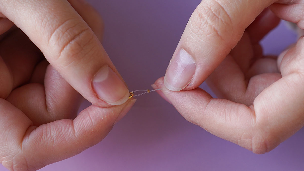 Braccialetto con perline colorate e perle d'acqua dolce : Tappa 1 Braccialetto con perline colorate e perle d'acqua dolce : Tappa 1