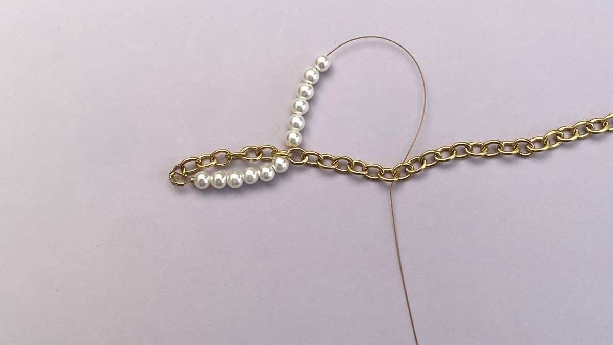 Collana con limoni in acciaio inossidabile, perle finte madreperla e perle in ceramica : Tappa 5 Collana con limoni in acciaio inossidabile, perle finte madreperla e perle in ceramica : Tappa 5