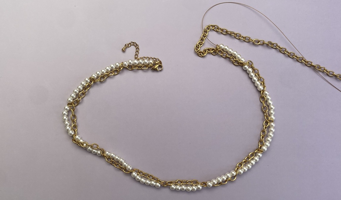 Collana con limoni in acciaio inossidabile, perle finte madreperla e perle in ceramica : Tappa 6 Collana con limoni in acciaio inossidabile, perle finte madreperla e perle in ceramica : Tappa 6