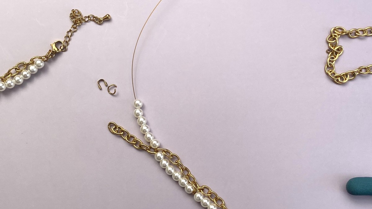 Collana con limoni in acciaio inossidabile, perle finte madreperla e perle in ceramica : Tappa 8 Collana con limoni in acciaio inossidabile, perle finte madreperla e perle in ceramica : Tappa 8