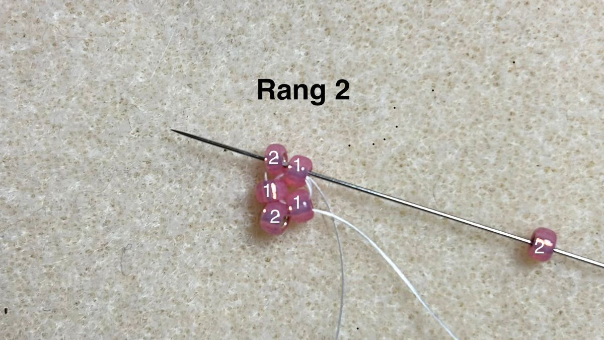 Tessitura di frese 3D in peyote circolare : Tappa 2
