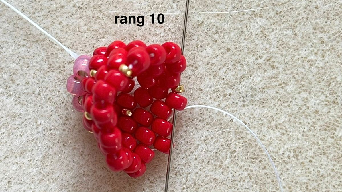 Tessitura di frese 3D in peyote circolare : Tappa 7