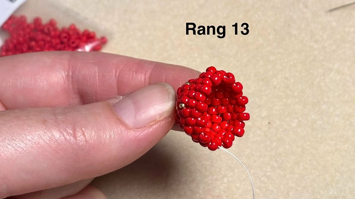 Tessitura di frese 3D in peyote circolare : Tappa 8