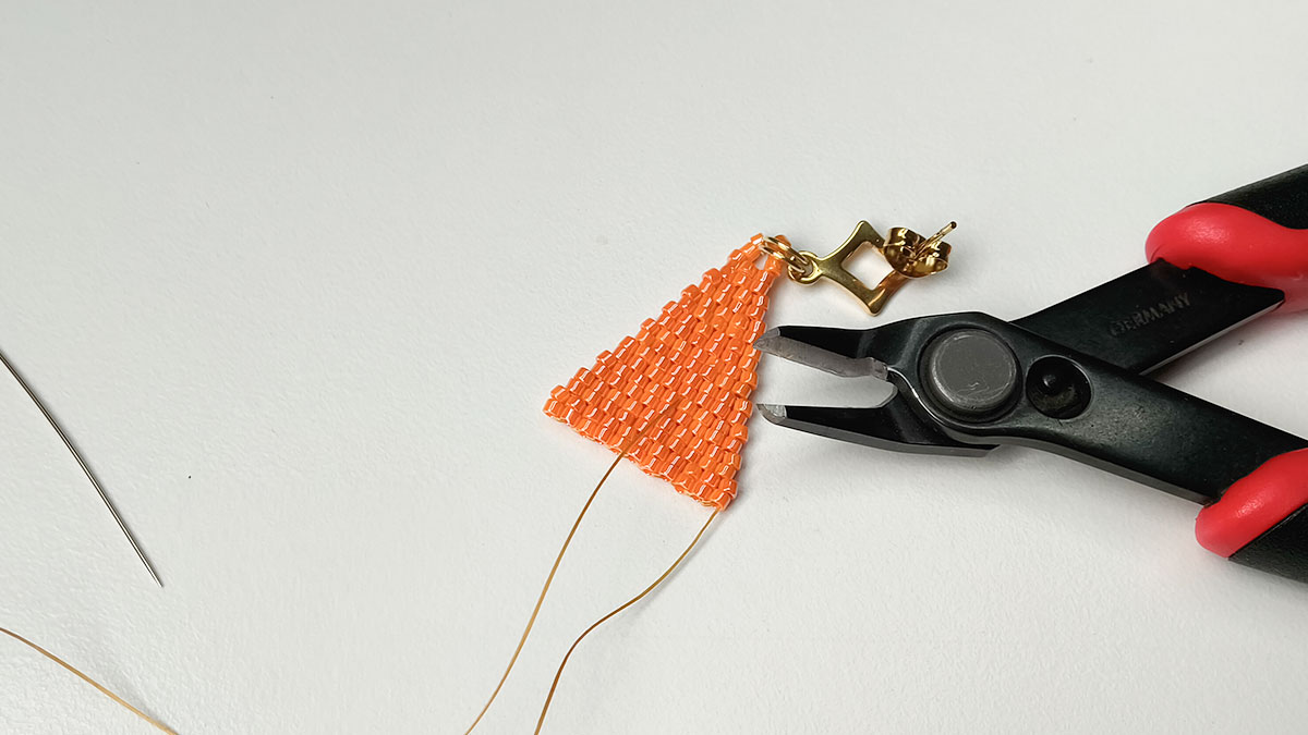 Orecchini con doppio punto brick : Tappa 10