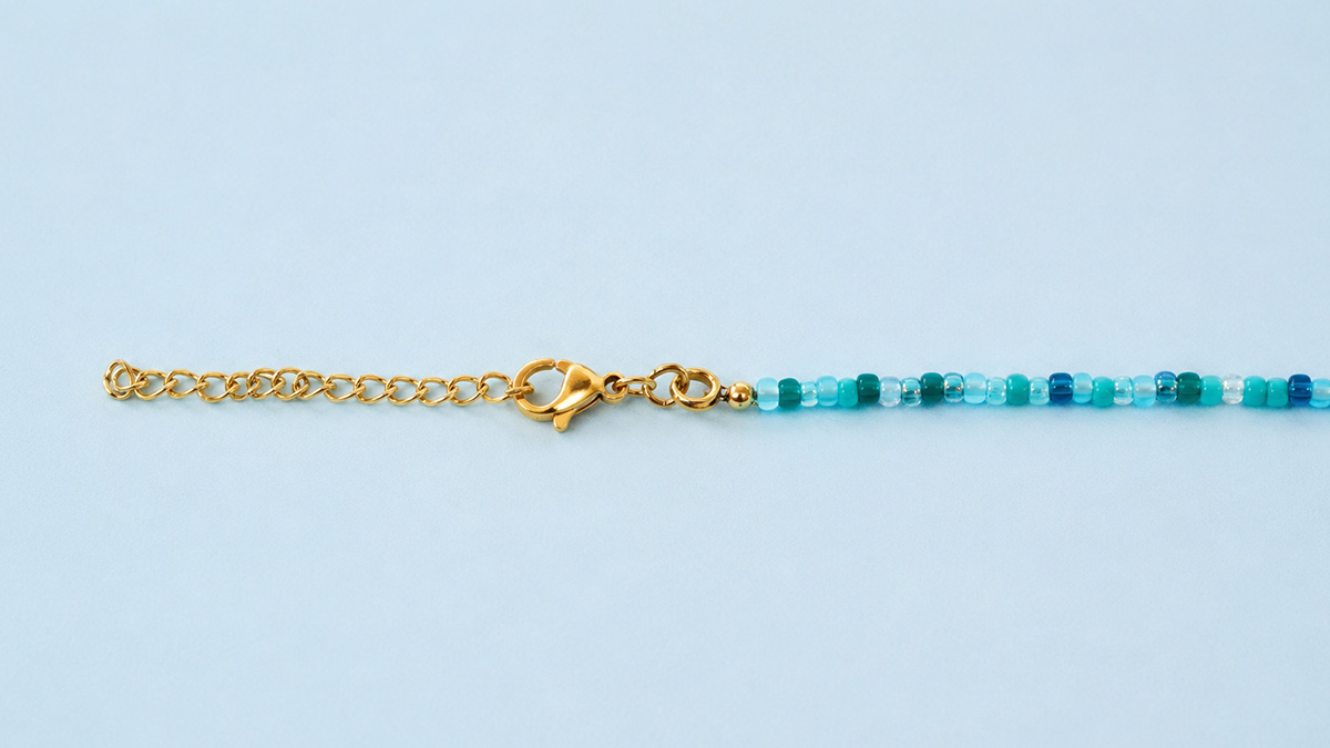 Collana con perline Miyuki turchesi : Tappa 3