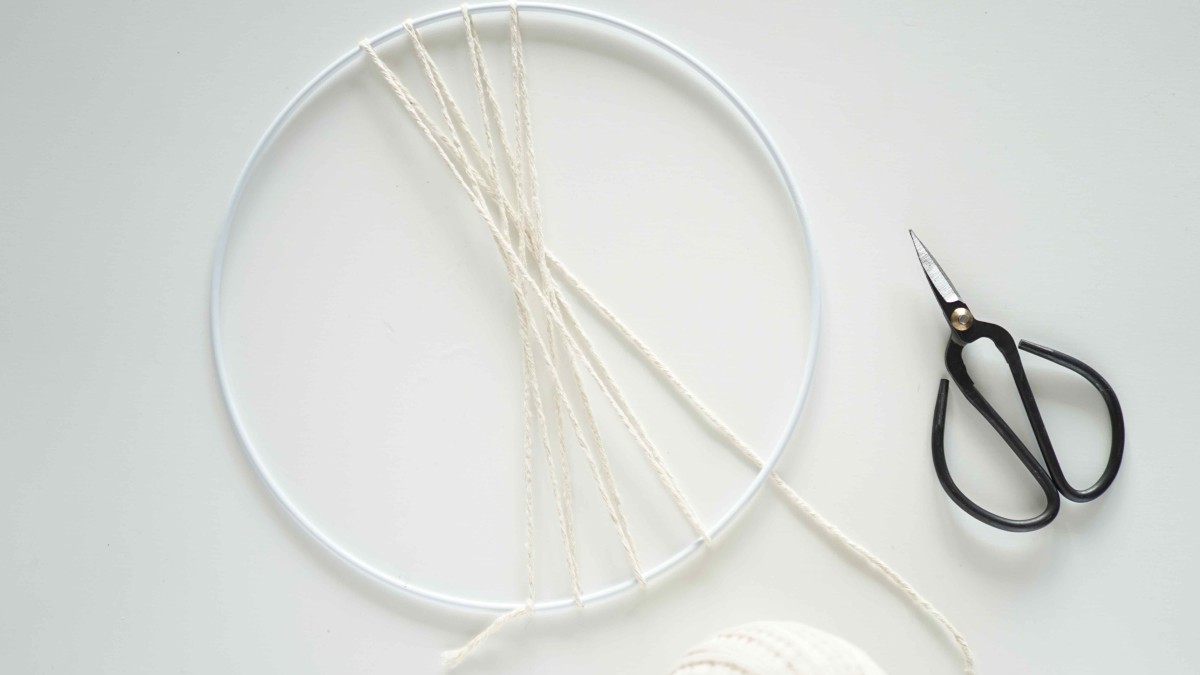 Tessitura di pareti rotonde di Julie Robert : Tappa 1