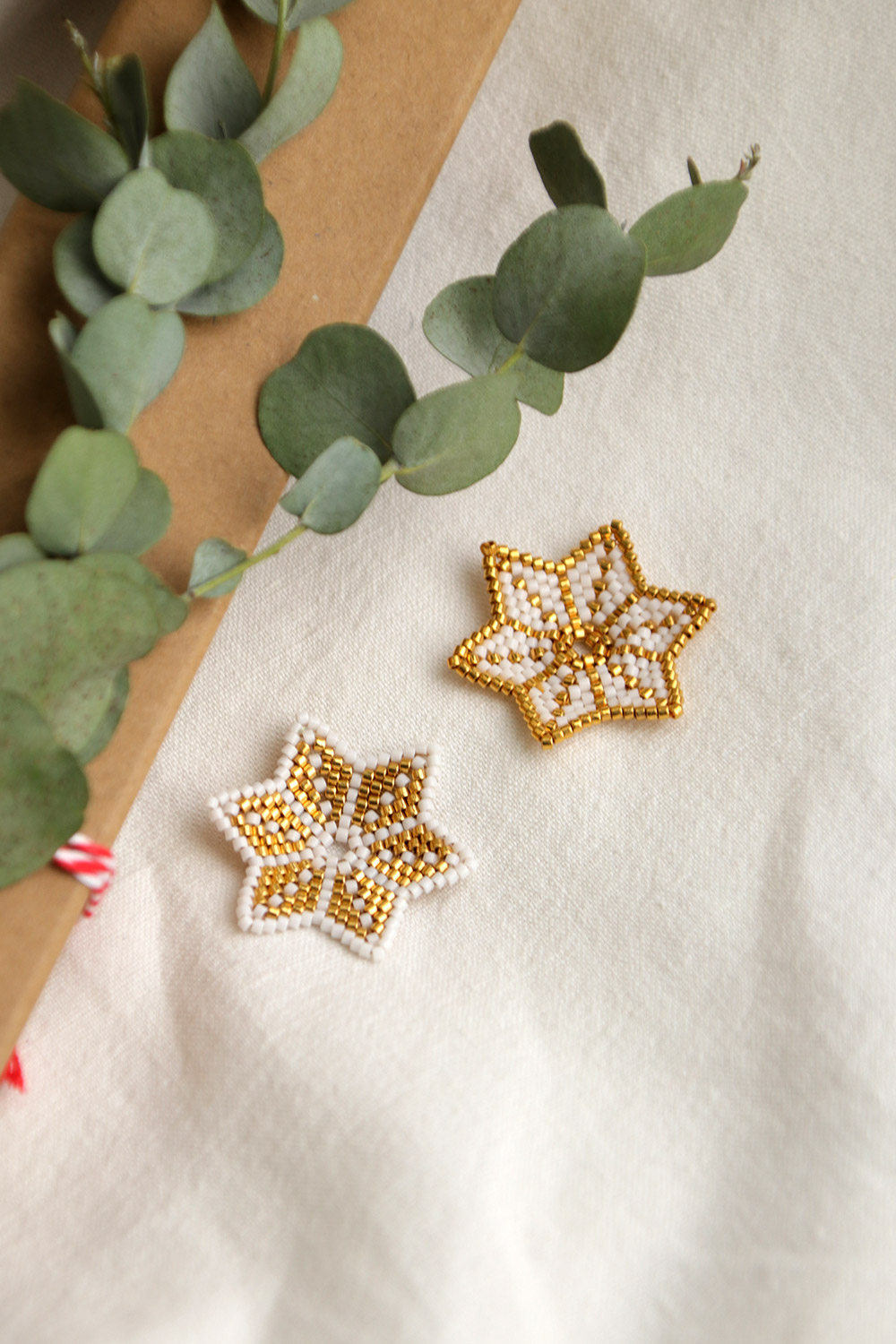 Schema Stella giapponese fai-da-te in perline di miyuki circolari in tessitura di peyote