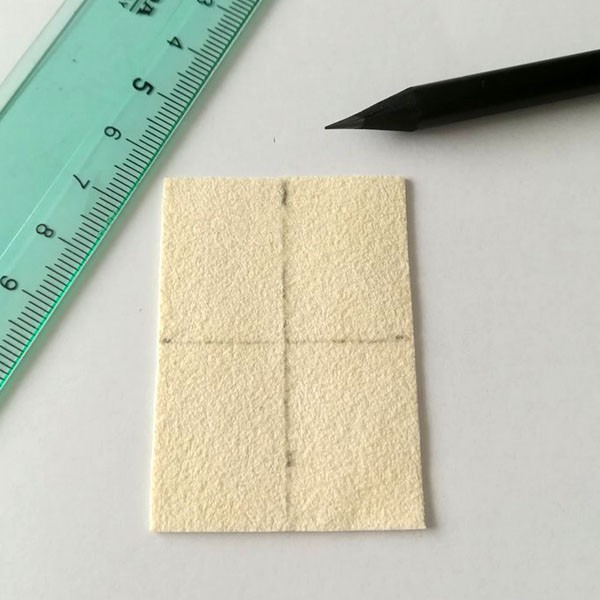 Orecchini cabochon PureCrystal blu maestoso, ranuncolo e lime : Tappa 4 Orecchini cabochon PureCrystal blu maestoso, ranuncolo e lime : Tappa 4