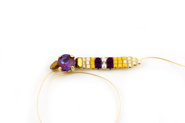 Bracciale intrecciato con punto Square Stitch e cabochon PureCrystal DeLite : Tappa 6