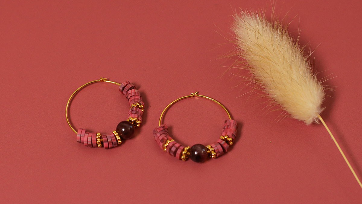 Schema Mini cerchi con rondelle dalmata di Heishi e pietra opaca di onice